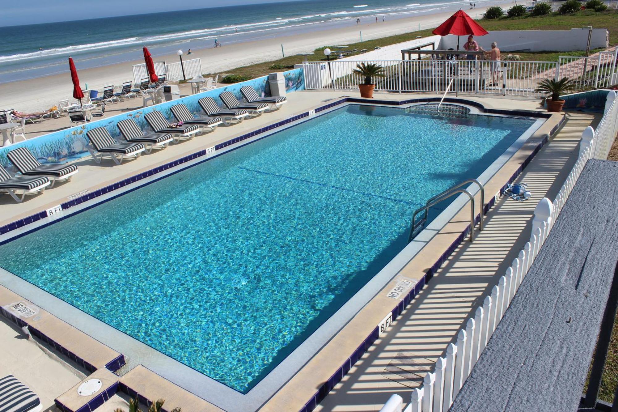 Shoreline Suites & Cabana Cottages - Beachfront Daytona Beach Exterior foto