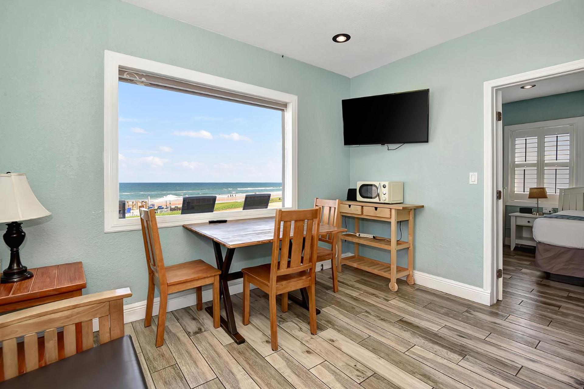 Shoreline Suites & Cabana Cottages - Beachfront Daytona Beach Exterior foto